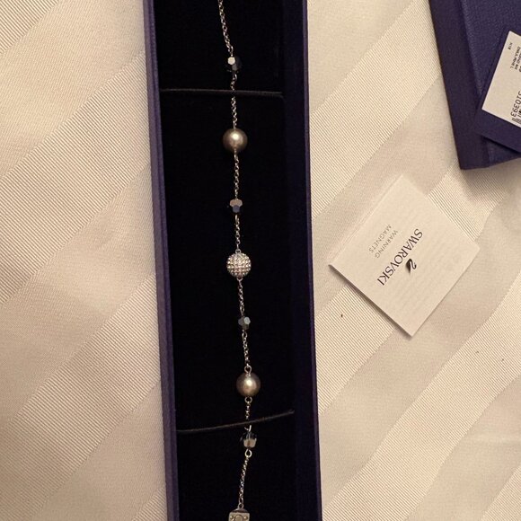 Elegant Swarovski Bracelet - 75$ OBO - Picture 4 of 5
